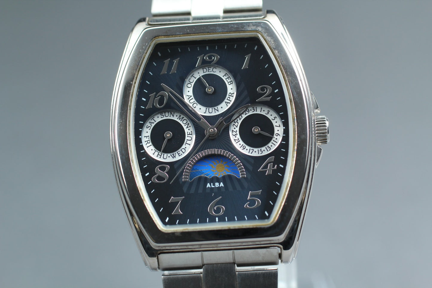 Vtg.1985[Near MINT] SEIKO Alba VX3F-0AD0 Sun&Moon Tank Quartz Men's Watch JAPAN
