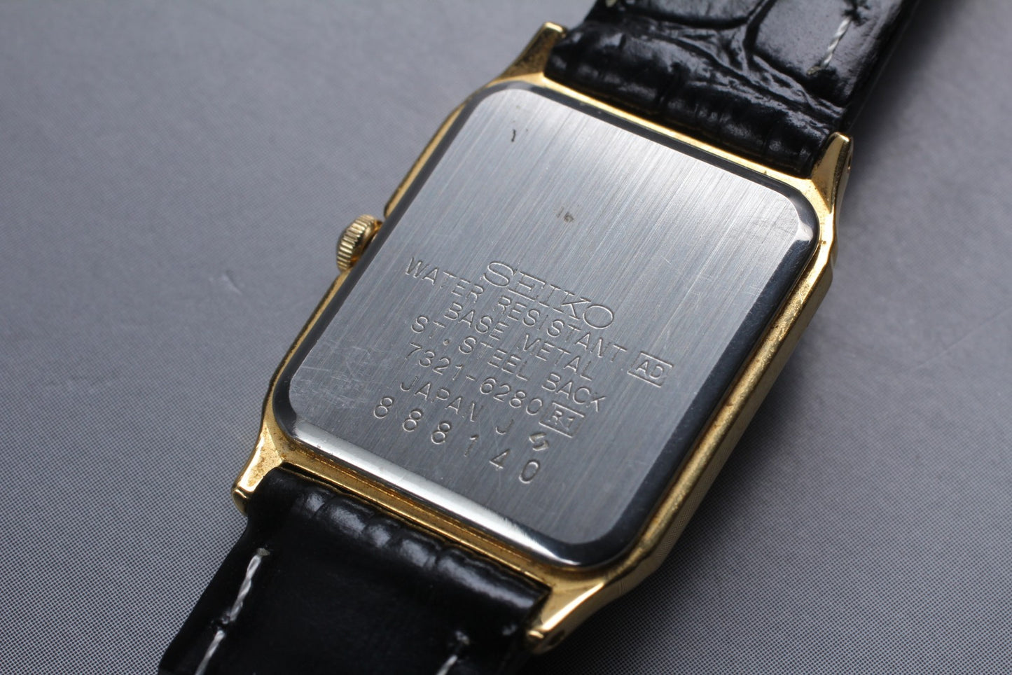 Vtg.1988 [N MINT] SEIKO Socie 7321-6280 Tank 20mm Gold Quartz Ladies Watch JAPAN