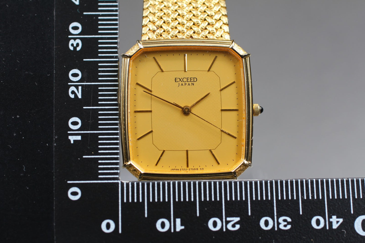 Vtg. 1984 [Near MINT] CITIZEN EXCEED 2730-273257 Tank Quartz Ladies Watch JAPAN