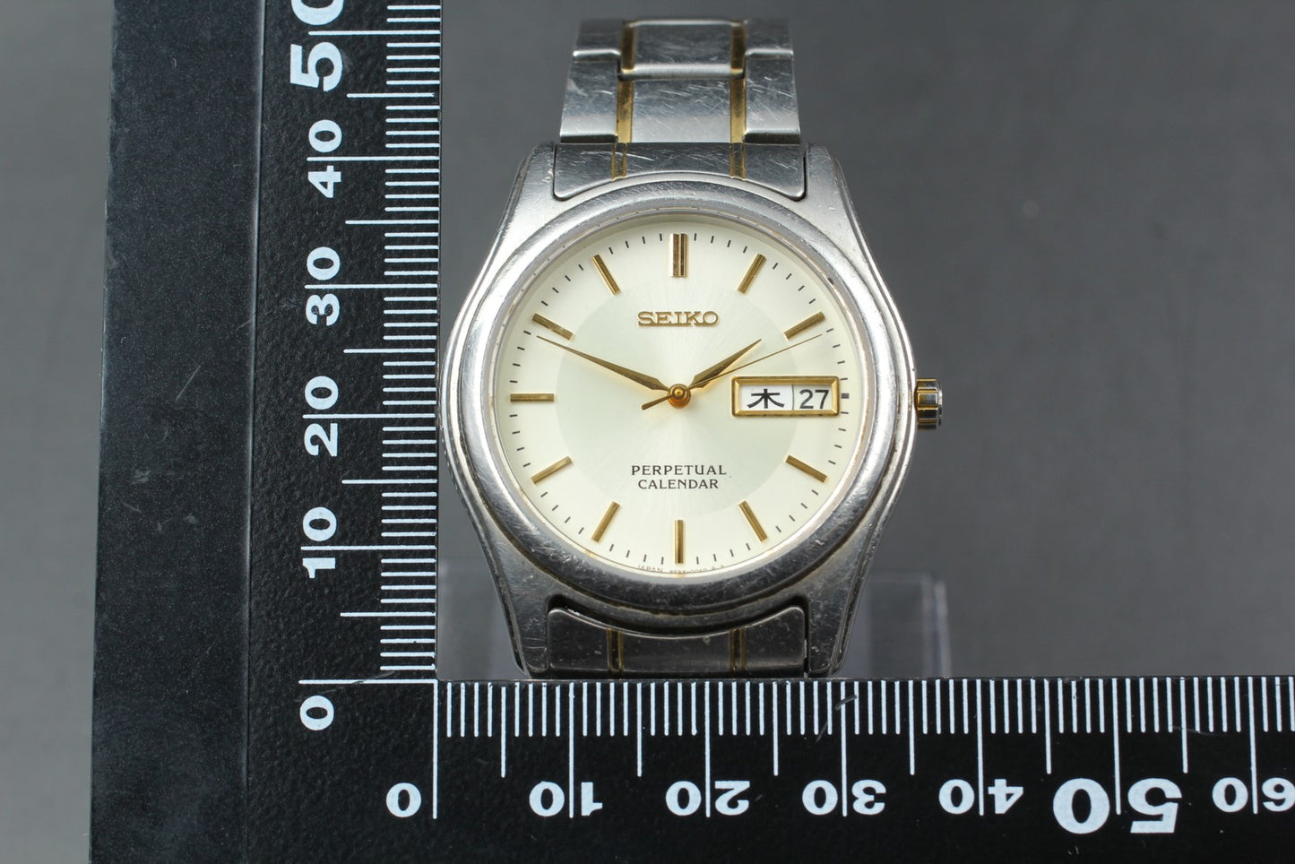 Vtg.1986 [N MINT] SEIKO 8F33-00A0 Day/Date Perpetual Calendar Men's Watch JAPAN
