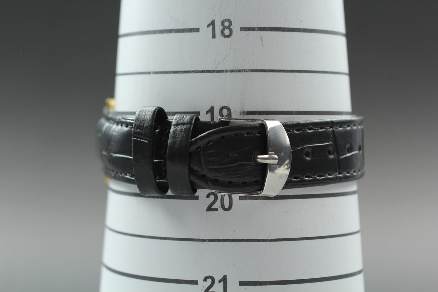 Vtg.1985 [N MINT] SEIKO Dolce 7730-5040 Tank Roman Black Qz Ladies Watch Japan