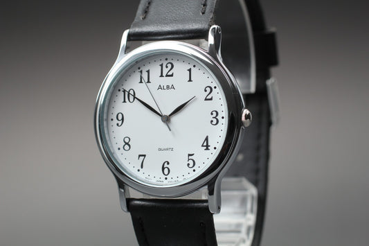 Vtg.1997 [N MINT] SEIKO ALBA V501-6K80 Round 33mm Quartz Men's Watch From JAPAN
