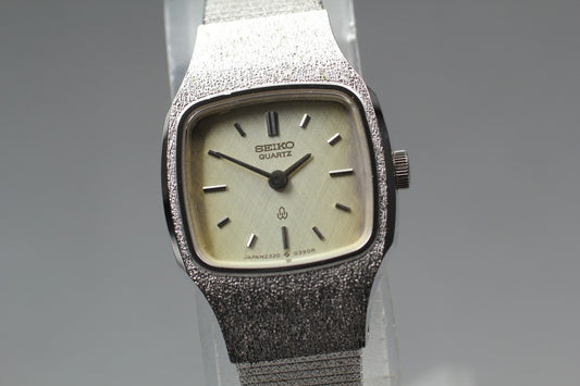 Vin.1989 [N MINT] SEIKO 2320-5260 Silver Bracelet Quartz Ladies Watch From JAPAN
