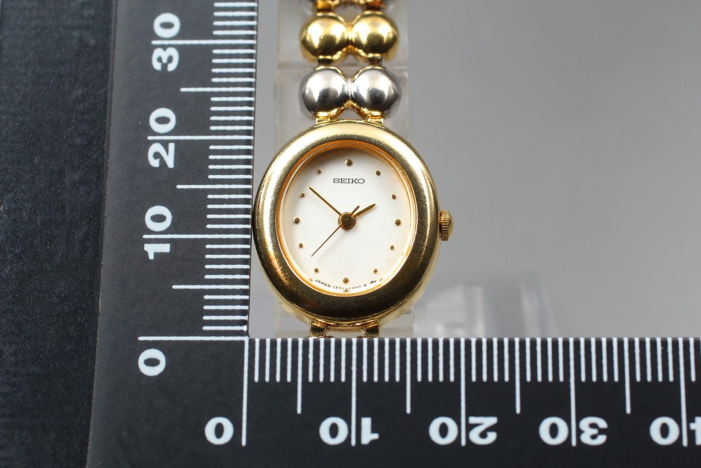 Vtg.1995 [N MINT ] SEIKO Tisse 1221-5790 18mm Bracelet Quartz Ladies Watch JAPAN
