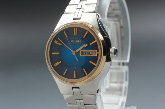 Vtg.1983 [N MINT] Seiko 2206-0320 Blue Cut-Glass Automatic Ladies Watch JAPAN