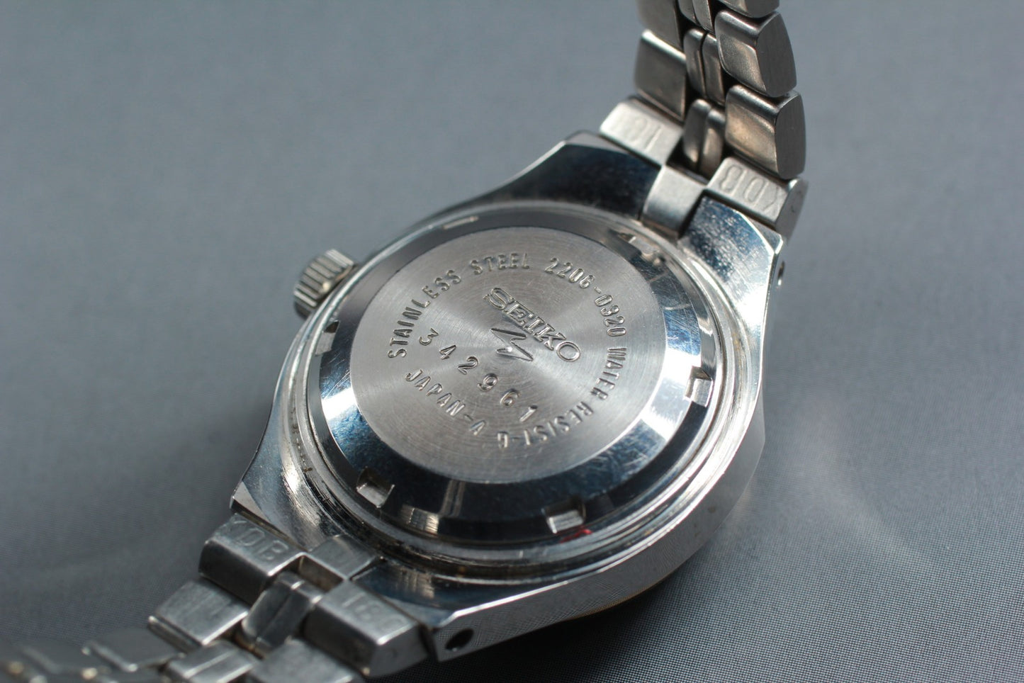 Vtg.1983 [N MINT] Seiko 2206-0320 Blue Cut-Glass Automatic Ladies Watch JAPAN