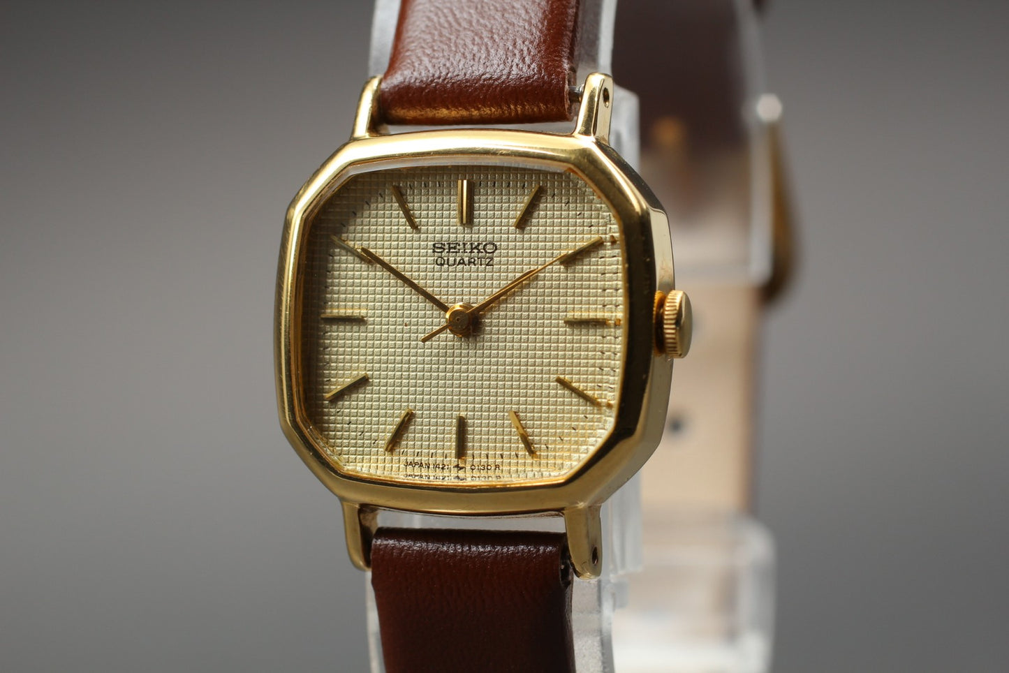 Vin.1991 [N MINT] SEIKO 1421-5060 Square Gold Quartz Ladies Watch From JAPAN