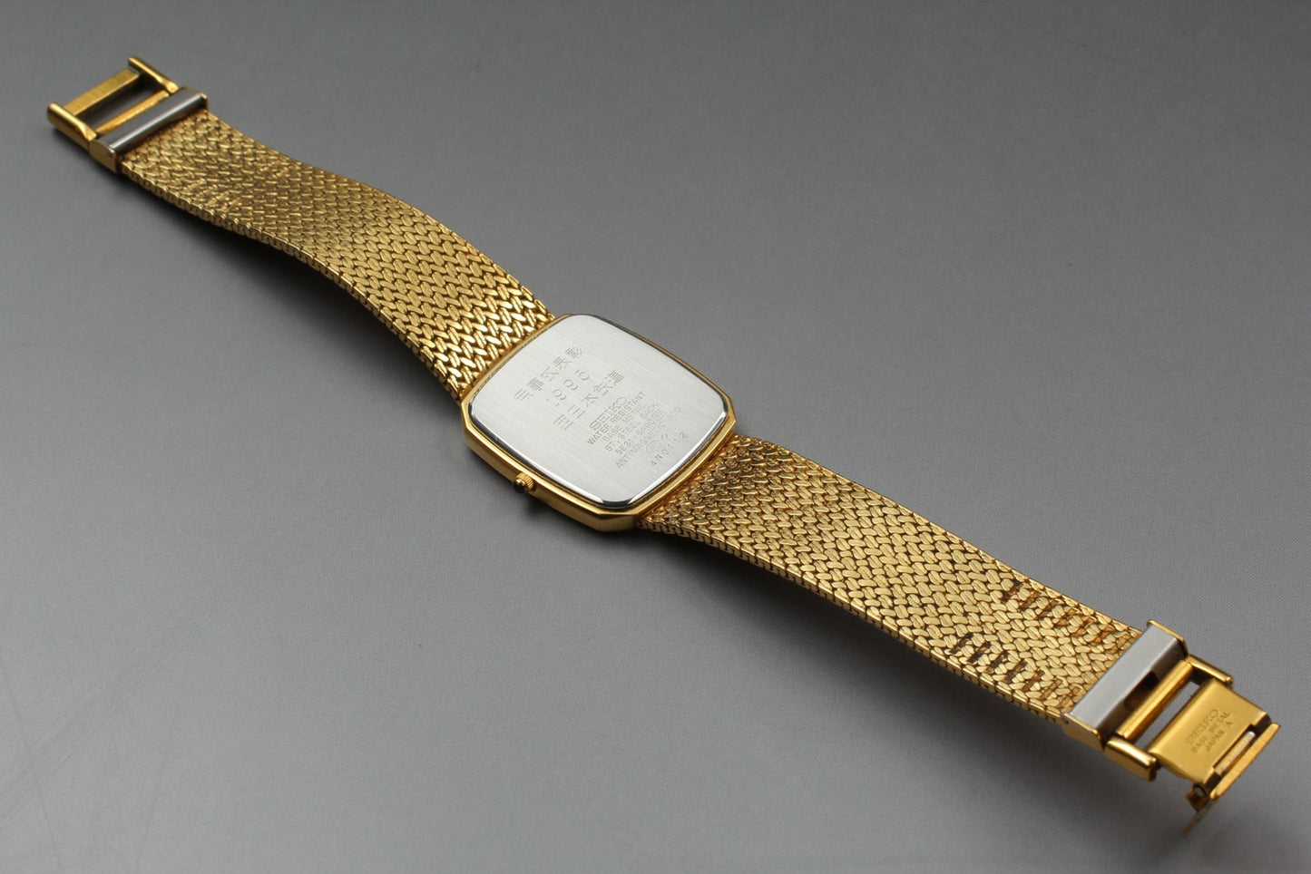 Vin.1994 [N MINT] SEIKO  DOLCE 5E31-5A90 Tank Gold Quartz Men's Watch From JAPAN