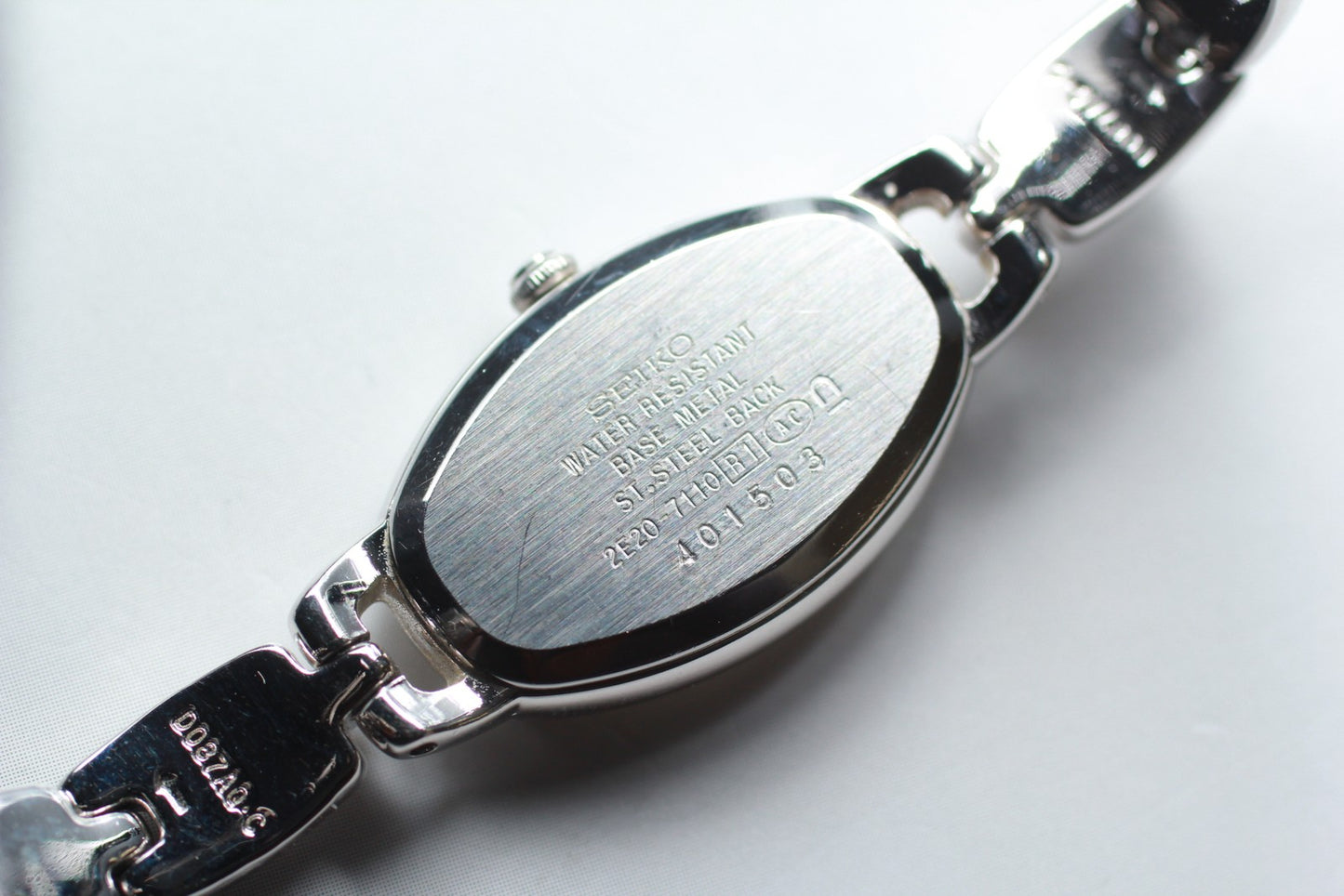 Vin.1994[N MINT] Seiko TISSE 2E20-7110 Bracelet silver Quartz Ladies Watch JAPAN