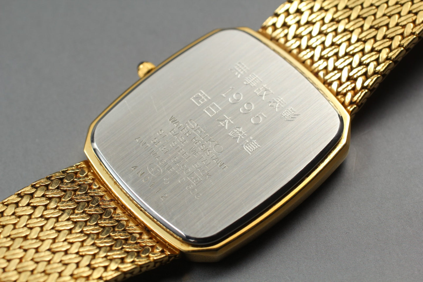 Vin.1994 [N MINT] SEIKO  DOLCE 5E31-5A90 Tank Gold Quartz Men's Watch From JAPAN