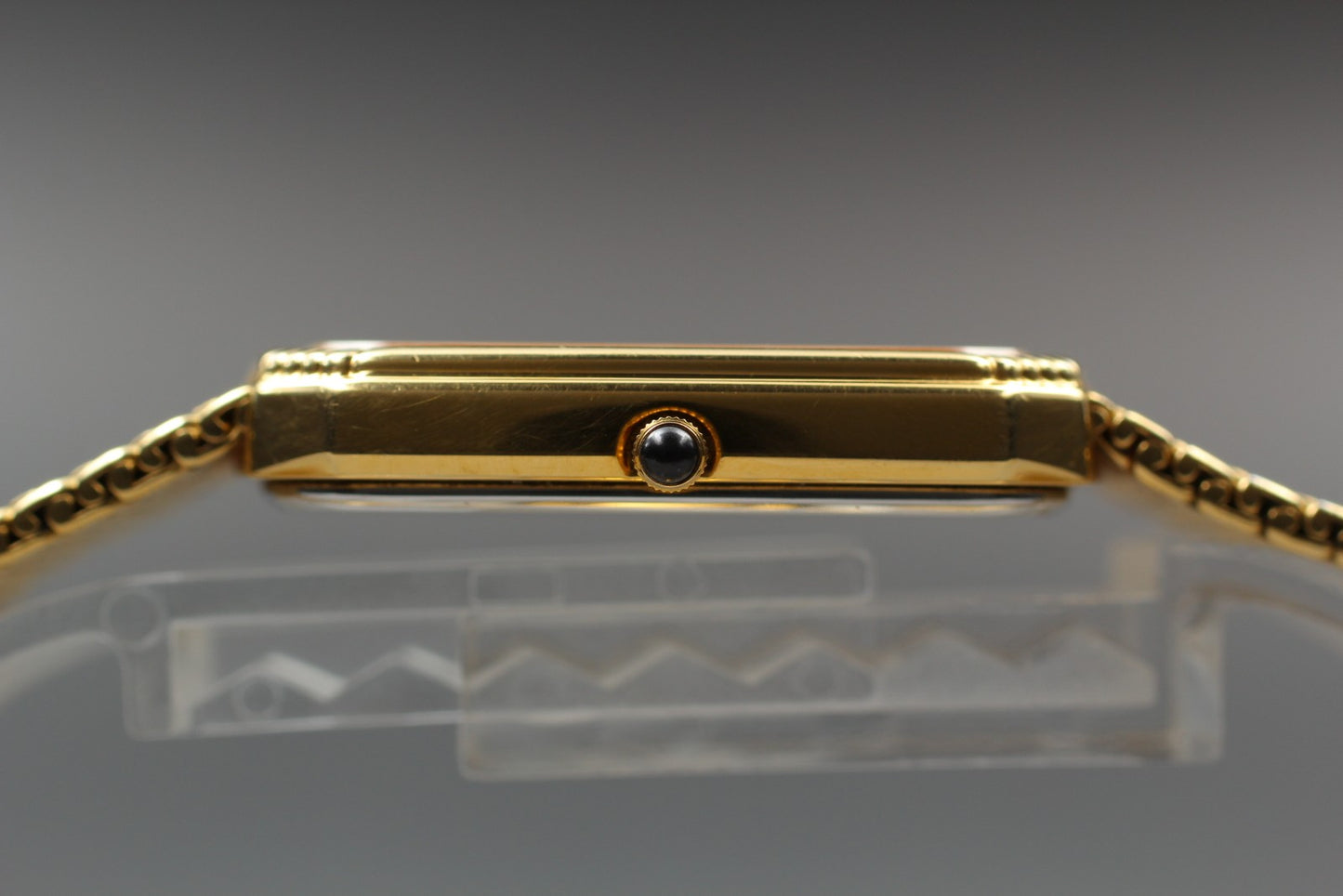 Vin.1994 [N MINT] SEIKO  DOLCE 5E31-5A90 Tank Gold Quartz Men's Watch From JAPAN
