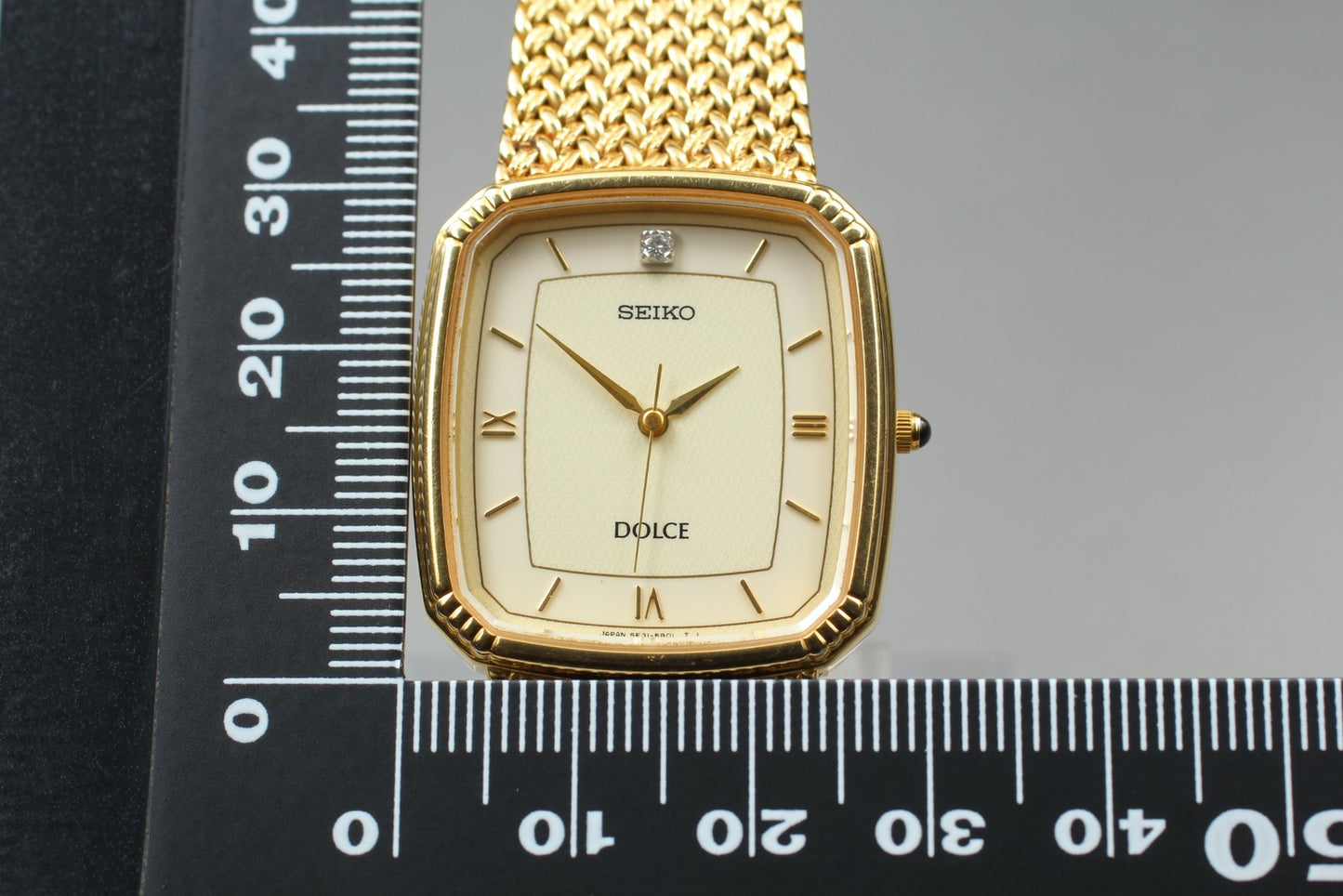 Vin.1994 [N MINT] SEIKO  DOLCE 5E31-5A90 Tank Gold Quartz Men's Watch From JAPAN