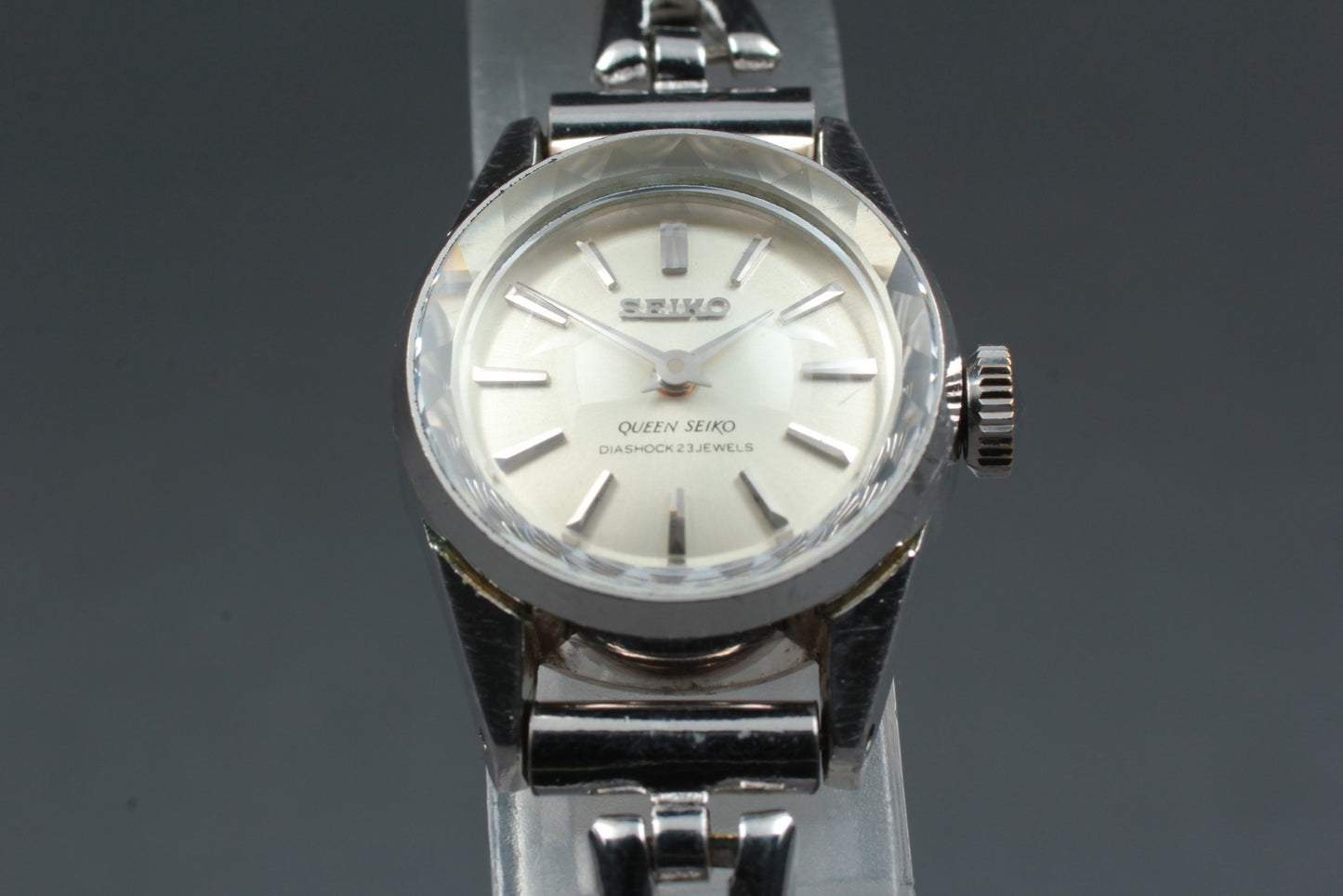 1977 [N MINT] QUEEN SEIKO 1020-0010 Cut-Glass Bracelet Manual Ladies Watch JAPAN