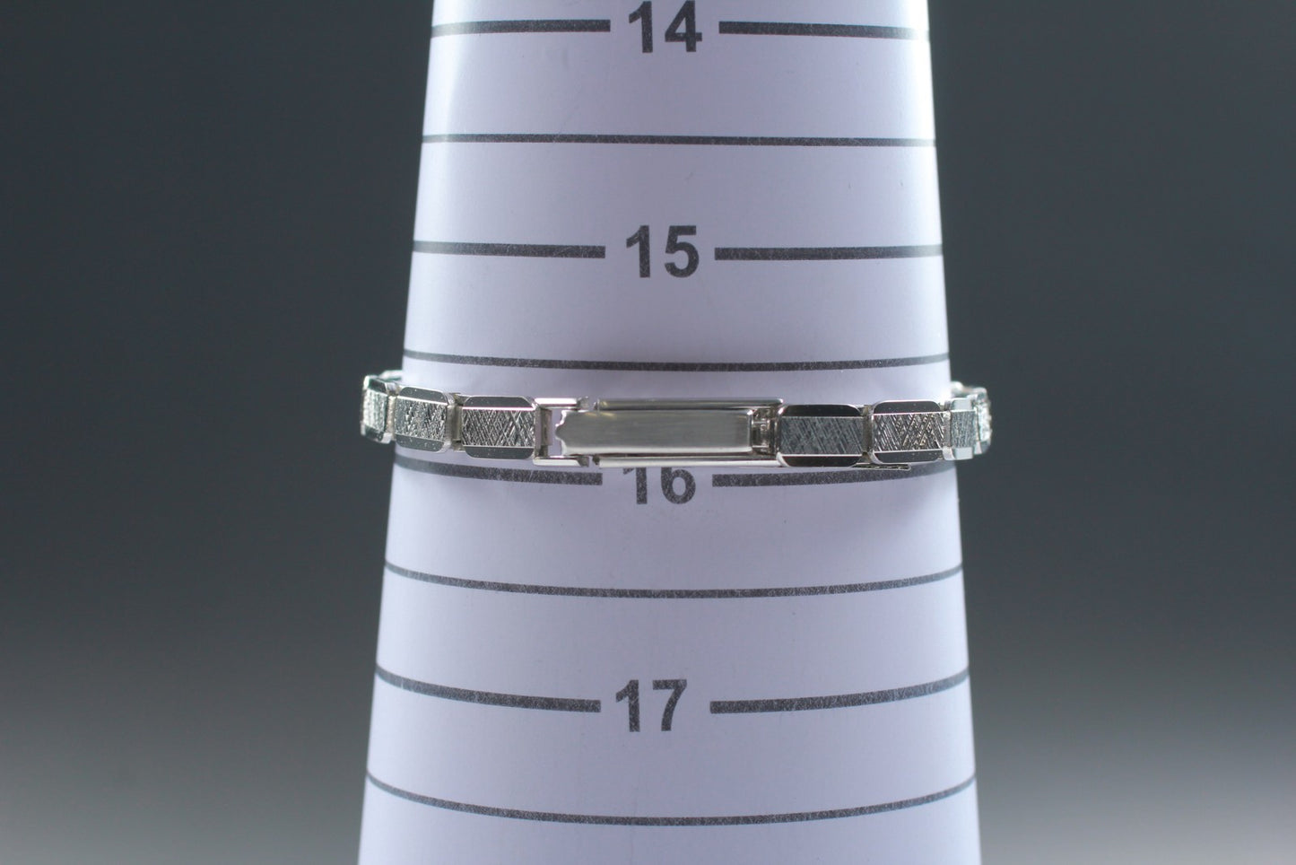 1977 [N MINT] QUEEN SEIKO 1020-0010 Cut-Glass Bracelet Manual Ladies Watch JAPAN