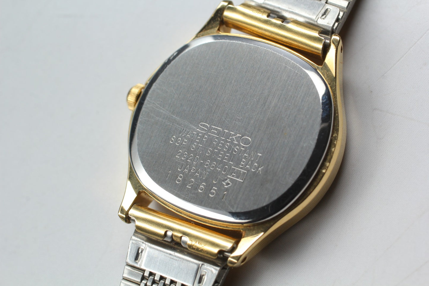 Vtg.1991 [N MINT] SEIKO 2320-6640 Gold Roman Bracelet Quartz Ladies Watch JAPAN