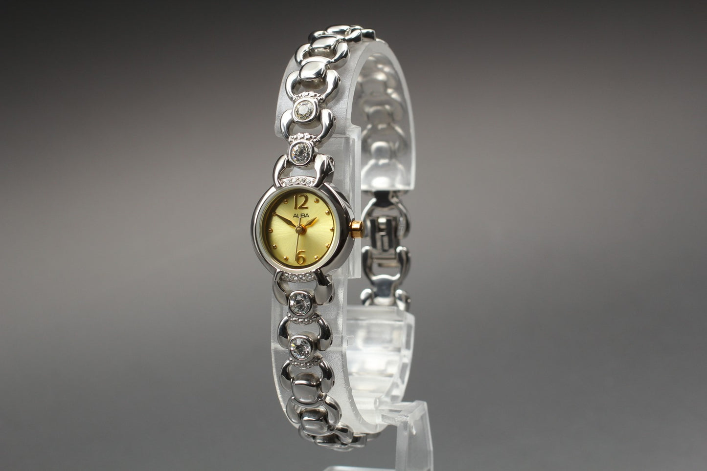 Vin.1988 [N MINT] SEIKO ALBA 1N01-X175 Bracelet Quartz Ladies WatchFrom JAPAN