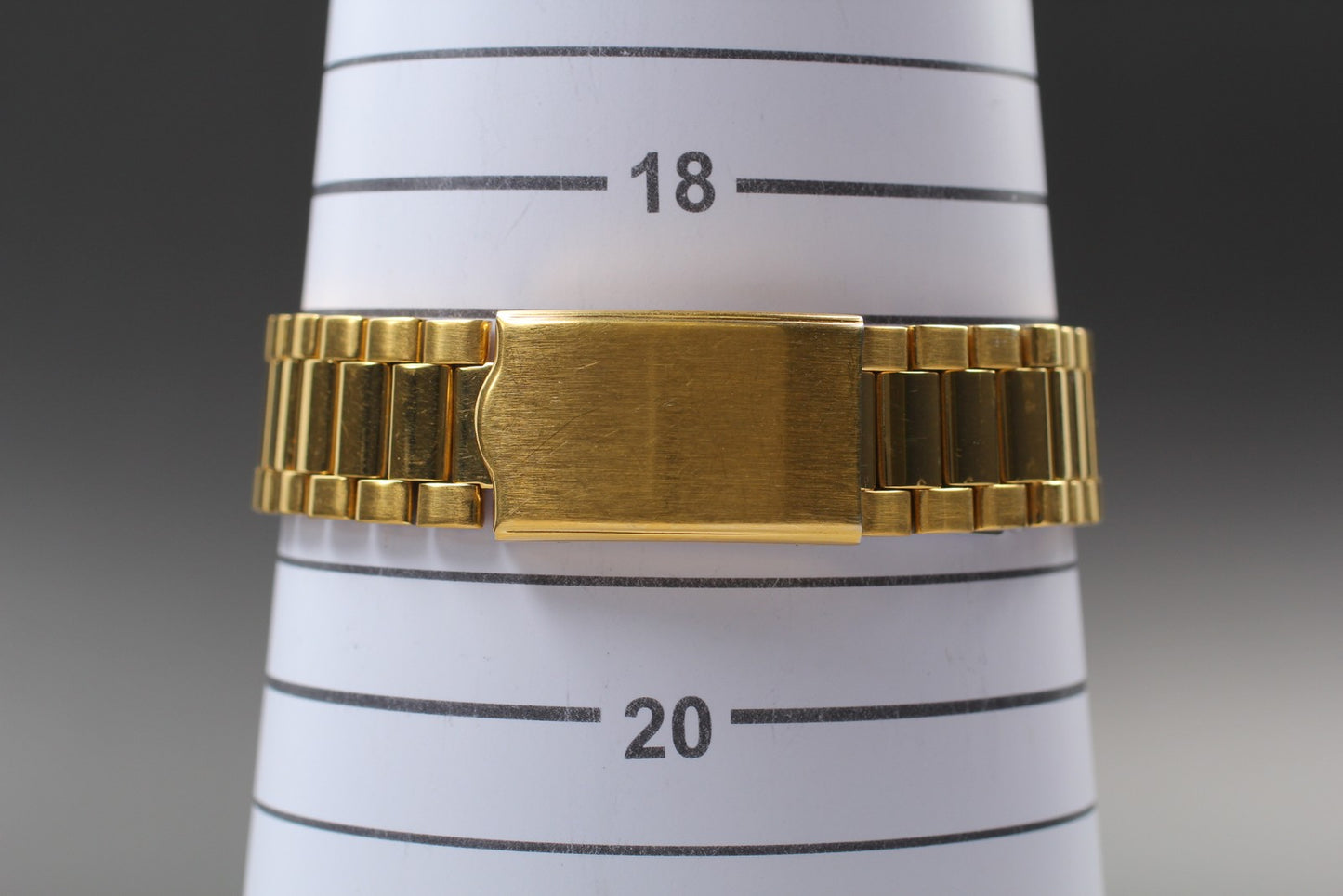 Vtg.2003 [N MINT] SEIKO DOLCE 5E31-0AA0 Roman 31mm Gold Quartz Men's Watch JAPAN