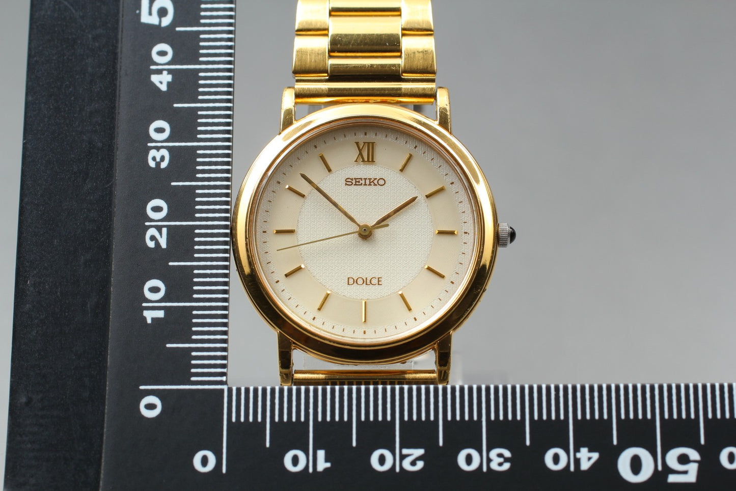 Vtg.2003 [N MINT] SEIKO DOLCE 5E31-0AA0 Roman 31mm Gold Quartz Men's Watch JAPAN