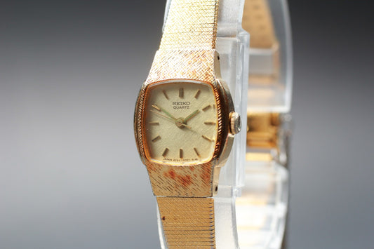 Vtg.1984 [N MINT] SEIKO 2021-5290 16mm Gold Bracelet Quartz Ladies Watch JAPAN