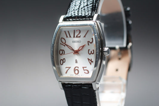 Vtg.1994 [N MINT] SEIKO LUKIA 1N01-0GA0 Tank Silver Quartz Ladies Watch JAPAN