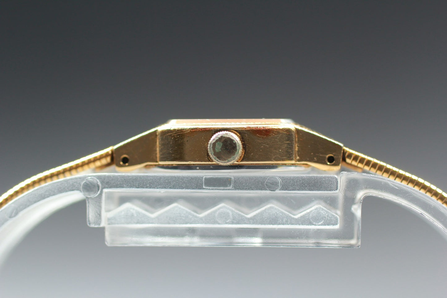 Vtg.1984 [N MINT] SEIKO 2021-5290 16mm Gold Bracelet Quartz Ladies Watch JAPAN