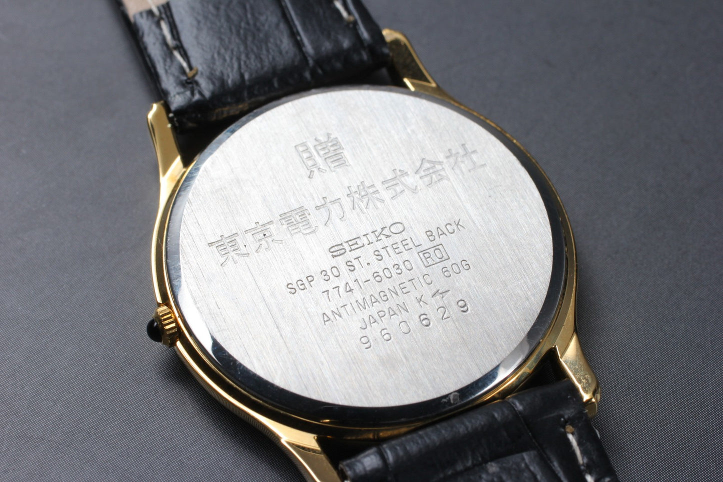Vtg.1987 [N MINT] SEIKO Dolce 7741-6030 Gold 31mm Quartz Men's Watch From JAPAN