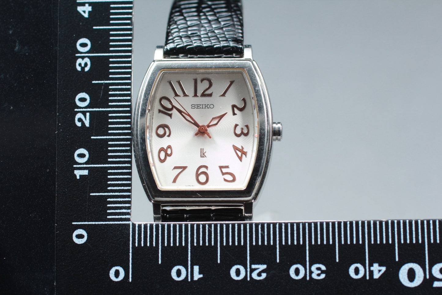 Vtg.1994 [N MINT] SEIKO LUKIA 1N01-0GA0 Tank Silver Quartz Ladies Watch JAPAN
