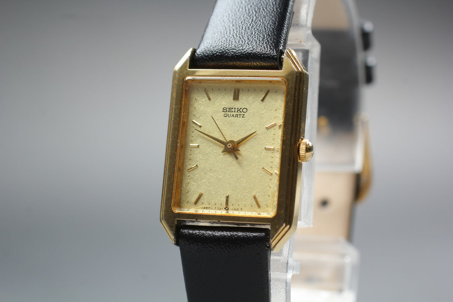 Vtg.1985 [N MINT] SEIKO Socie 7321-5670 Tank 19mm Gold Quartz Ladies Watch JAPAN