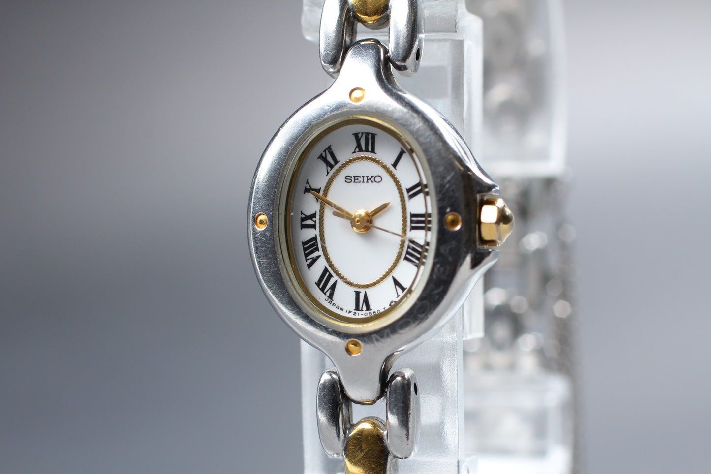 Vtg.1989[N MINT] SEIKO MOOREA 1F21-5A50 Roman Bracelet Quartz Ladies Watch JAPAN