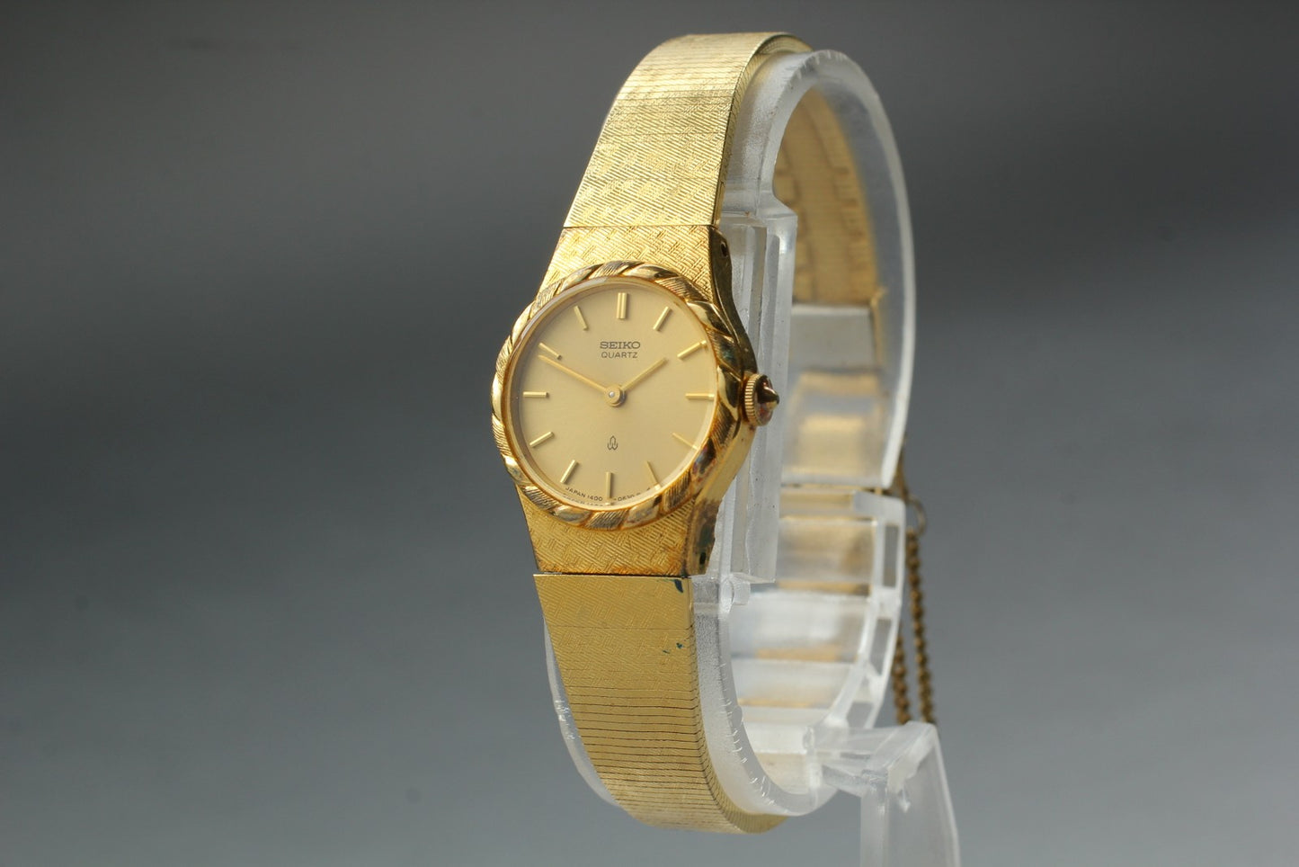 Vtg.1989 [N MINT] Seiko 1400-0110 18.5mm Gold Bracelet Quartz Ladies Watch JAPAN