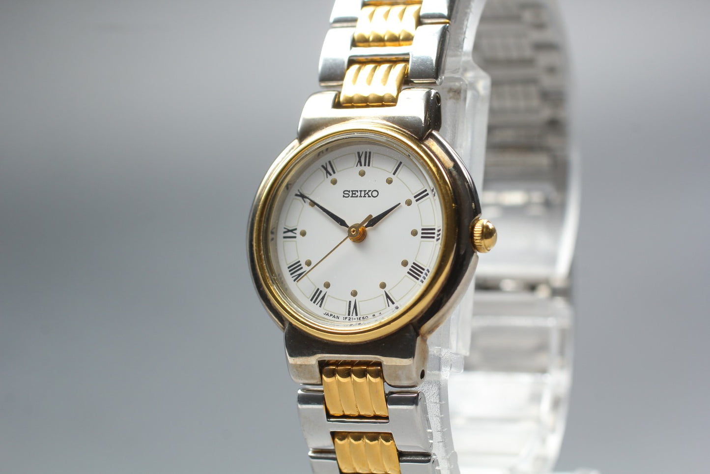 Vtg.1995 [N MINT] SEIKO 1F21-0K00 Round Roman Gold Quartz Ladies Watch JAPAN