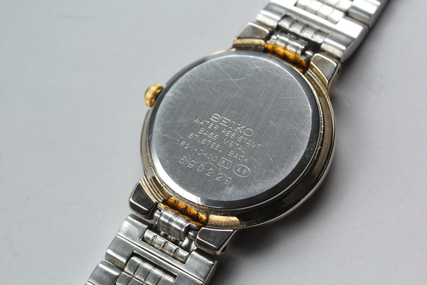 Vtg.1995 [N MINT] SEIKO 1F21-0K00 Round Roman Gold Quartz Ladies Watch JAPAN