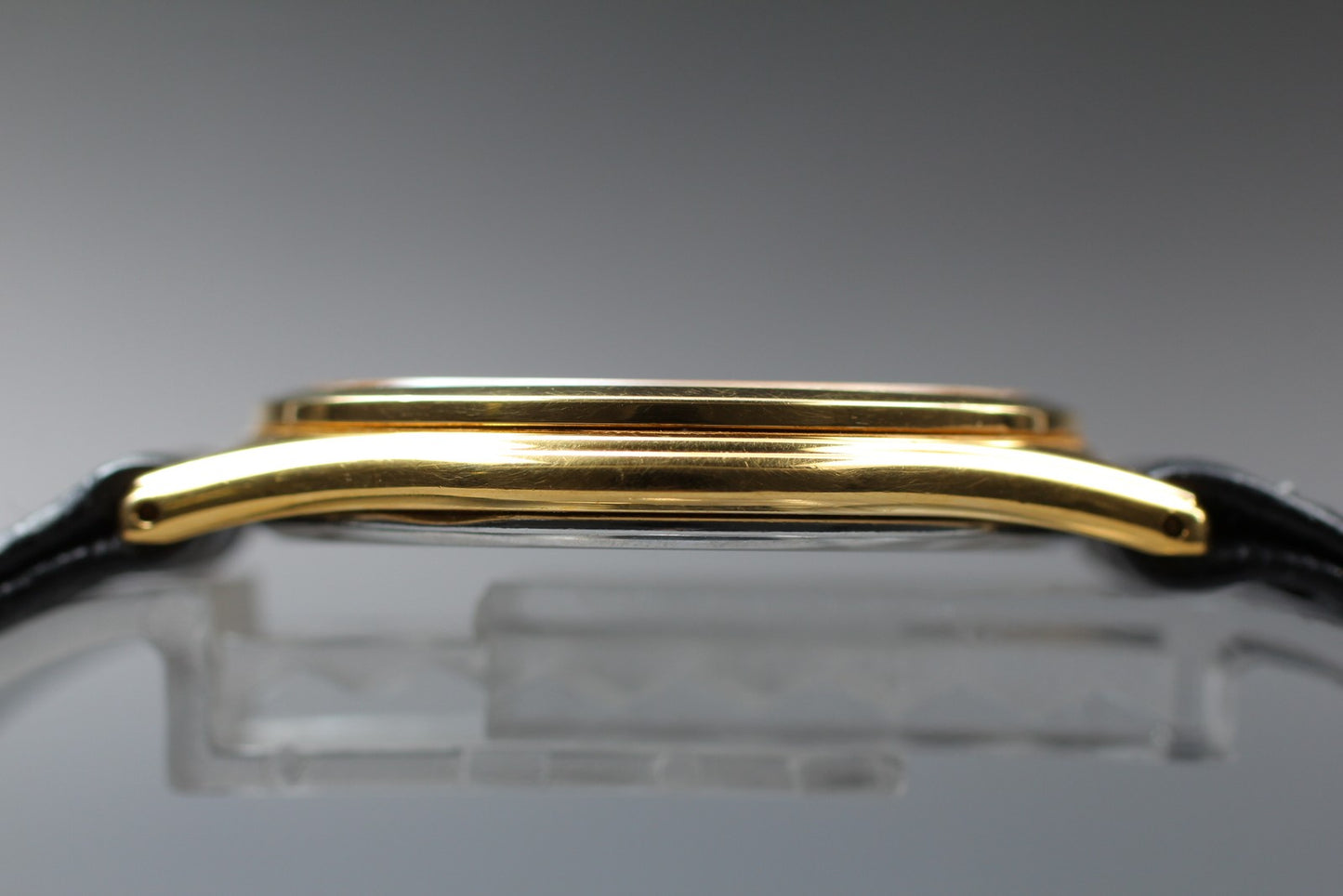 Vtg.1995[N MINT] SEIKO SPIRIT 5E21-6D70 Roman 33mm Gold Quartz Men's Watch JAPAN