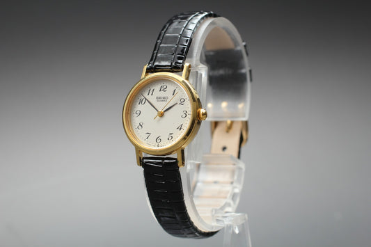 Vtg.1983 [N MINT] SEIKO 7321-0100 Gold Round 22mm Quartz Ladies Watch From JAPAN