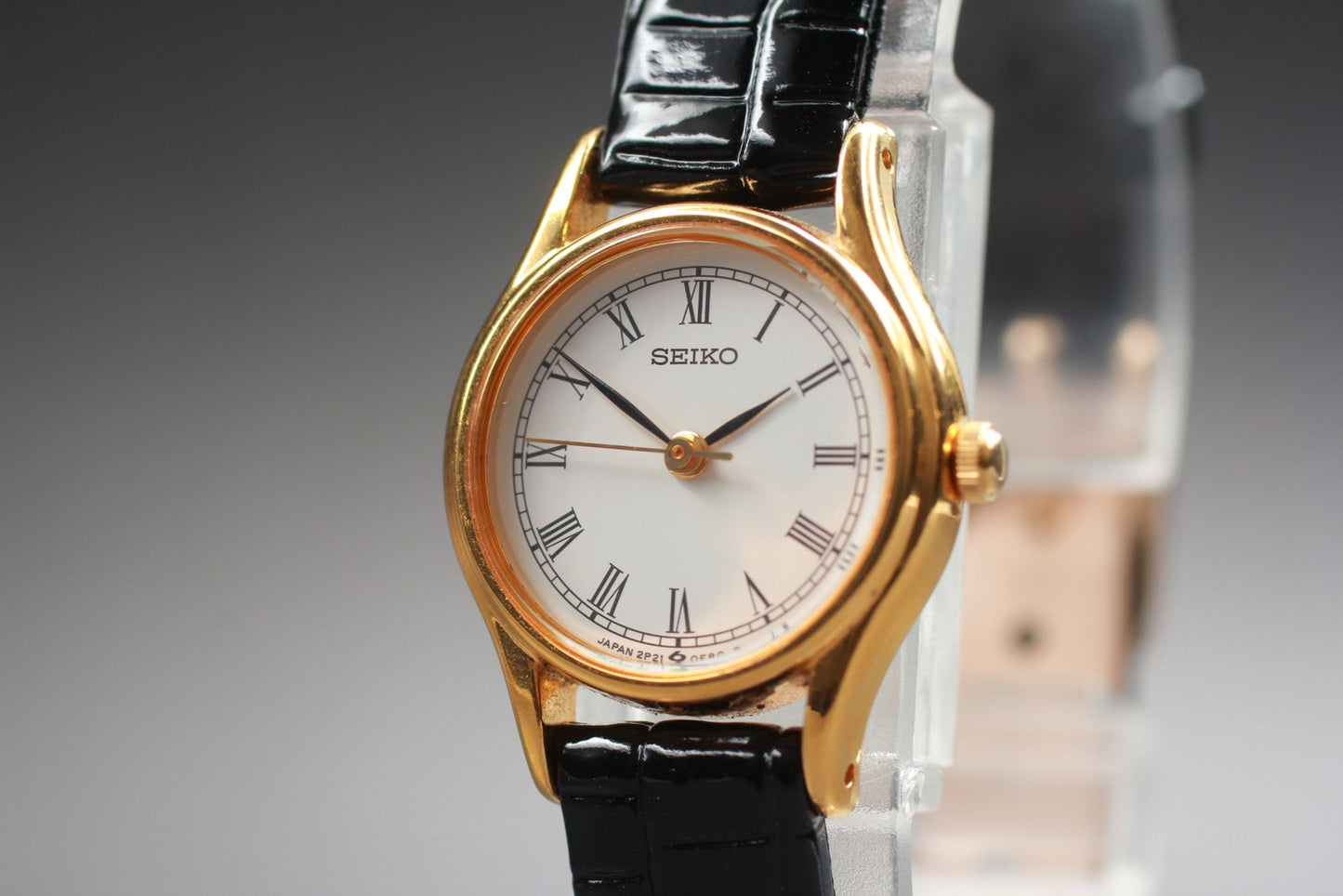 Vtg.1996 [N MINT] SEIKO 2P21-0A80 Round Roman Gold Quartz Ladies Watch JAPAN