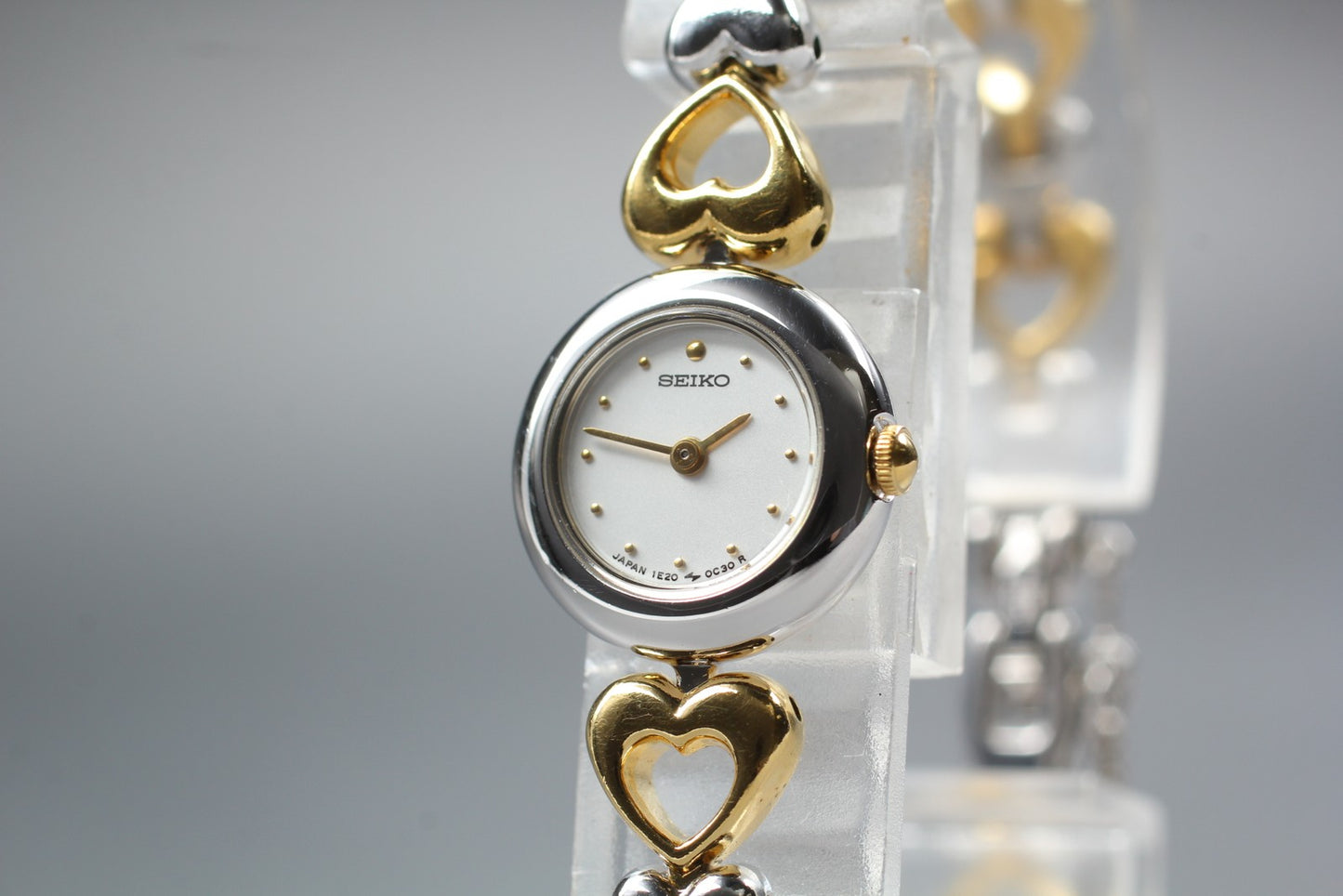 Vtg.1992 [N MINT] SEIKO 1E20-0D30 15mm Heart Bracelet Quartz Ladies Watch JAPAN