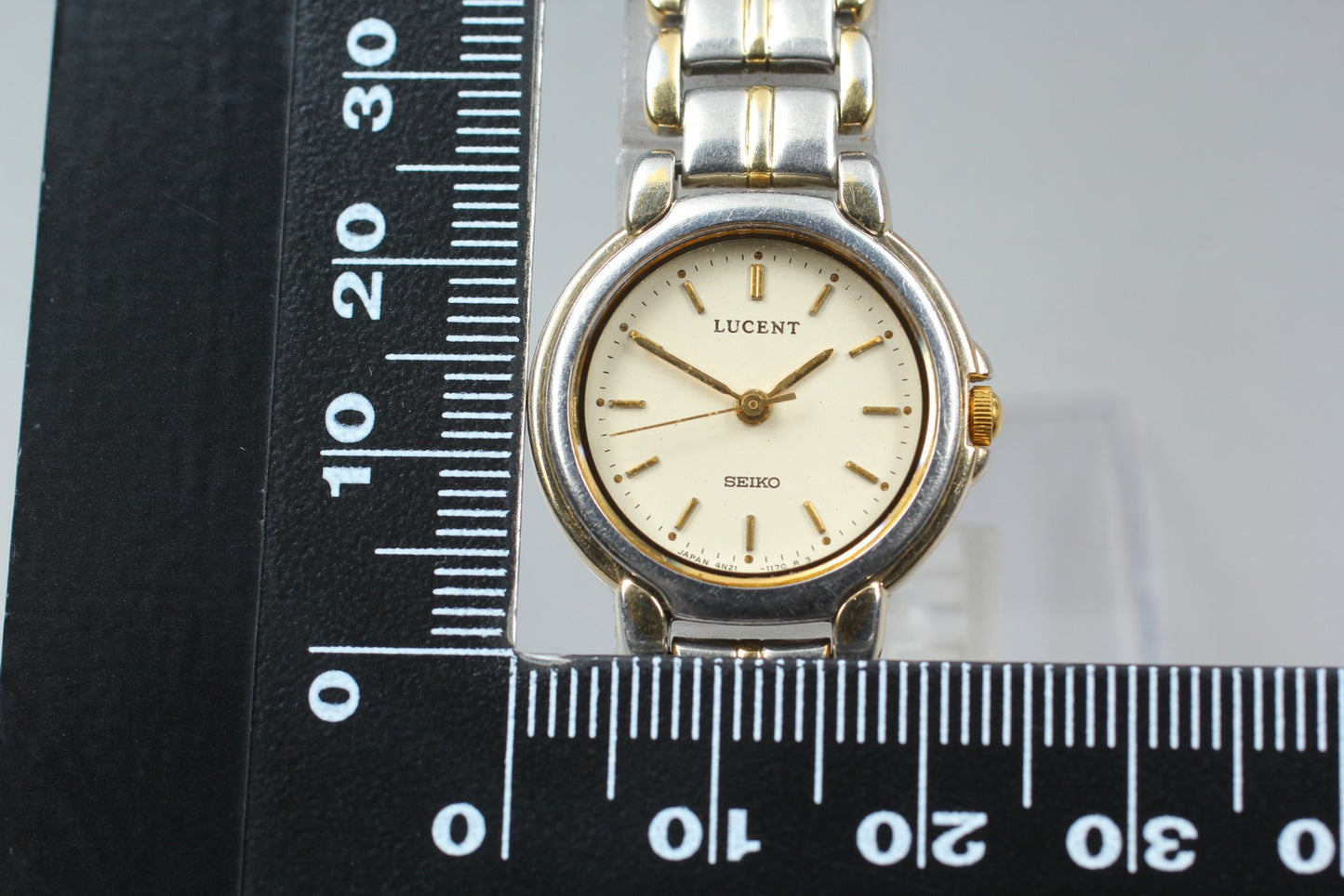 Vtg.1994 [N MINT] Seiko Lucent 4N21-0610 22mm Two tone Quartz Ladies Watch JAPAN