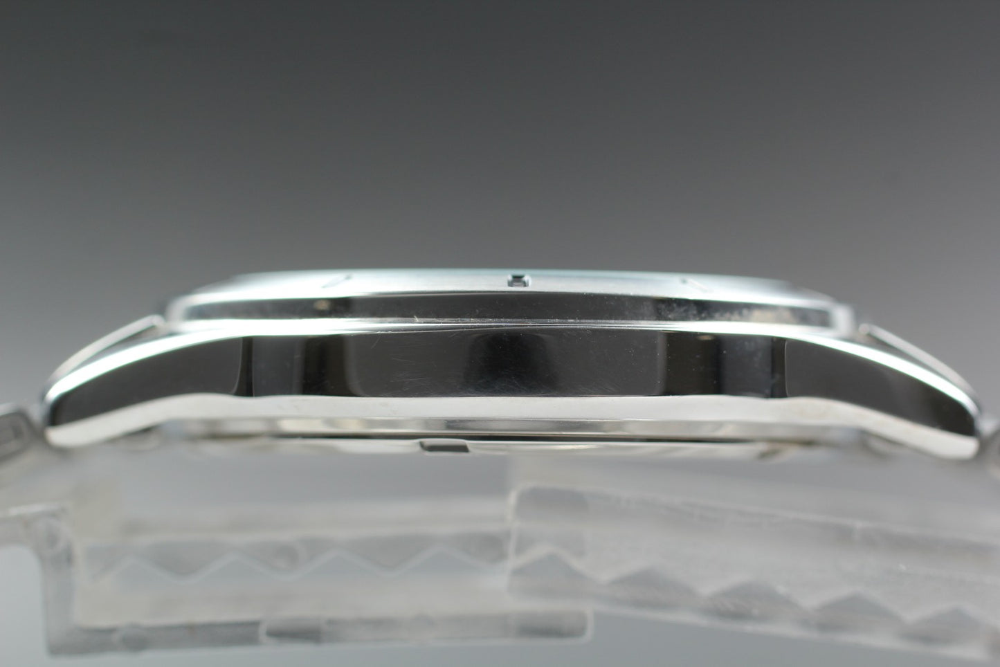 Vtg.1989 [N MINT] SEIKO ALBA V742-8A40 39mm Day/Date Quartz Men's Watch JAPAN