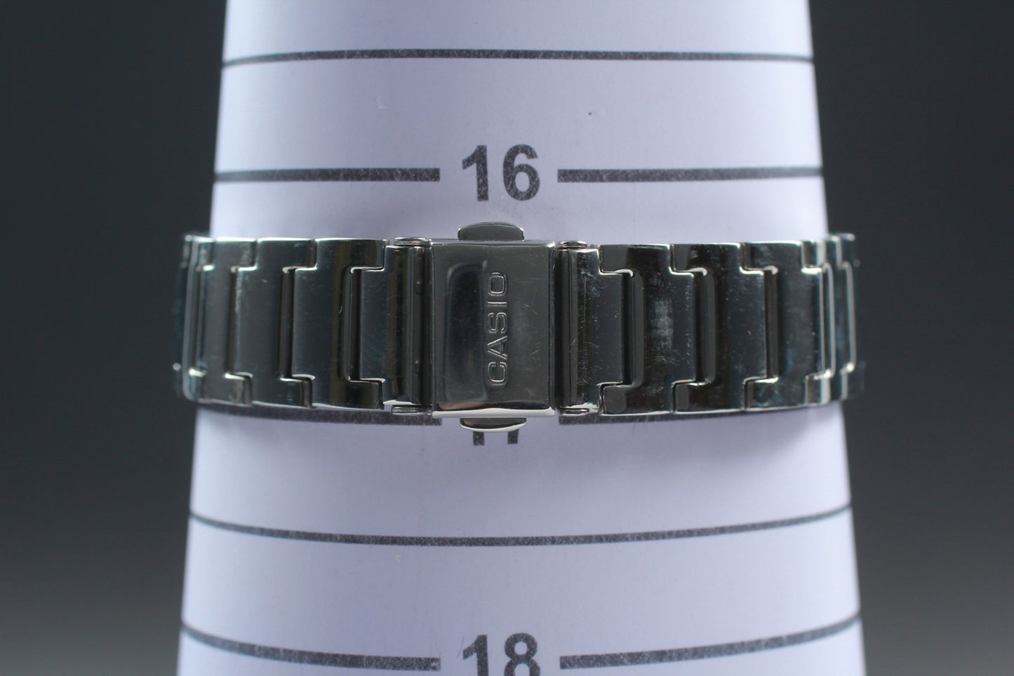 Vintage [Near MINT] CASIO LTP-1191 Round Quartz Ladies Watch From JAPAN