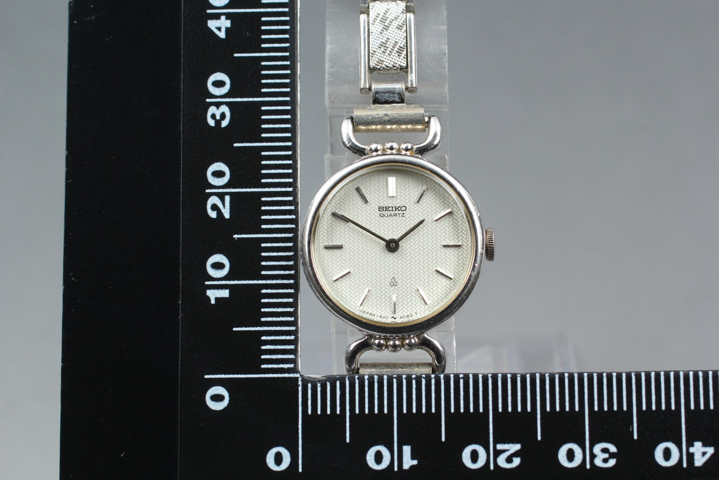 Vtg.1989[N MINT] SEIKO 1400-0500 Silver 19mm Bracelet Quartz Ladies Watch JAPAN