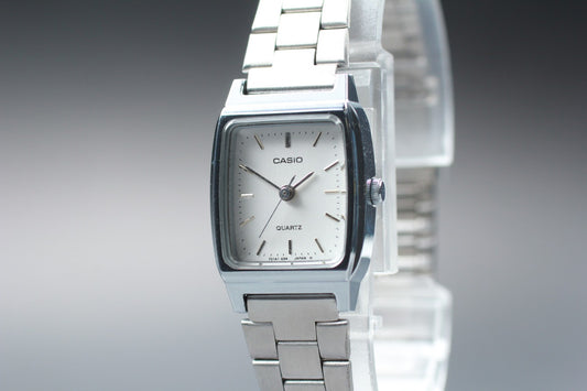 Vintage [N MINT] CASIO LQ-332 Tank 18mm Quartz Ladies Watch From JAPAN