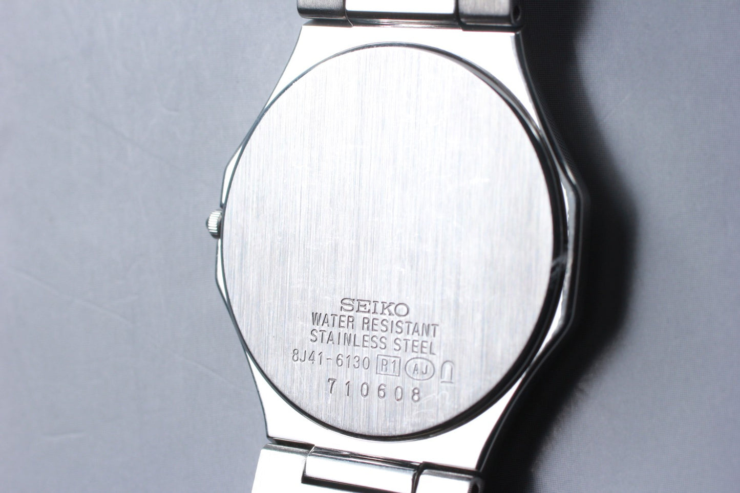 Vtg.1987 [N MINT] SEIKO DOLCE 8J41-6130 Roman Shell Quartz Men's Watch JAPAN