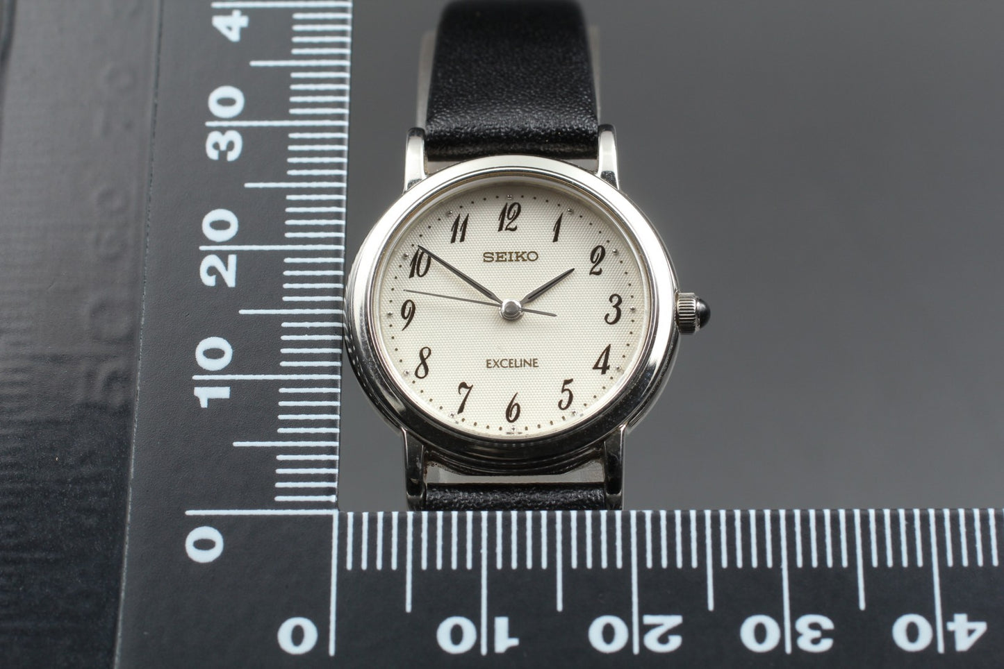 Vtg.1989 [N MINT] SEIKO Exceline 4J41-0A40 Round 23mm Quartz Ladies Watch JAPAN