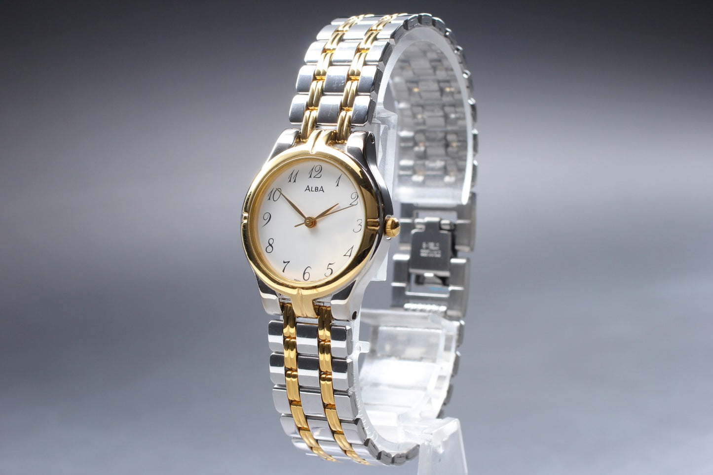 Vtg.1990 [N MINT] SEIKO Alba V501-6Z80 25mm Bracelet Quartz Ladies Watch JAPAN