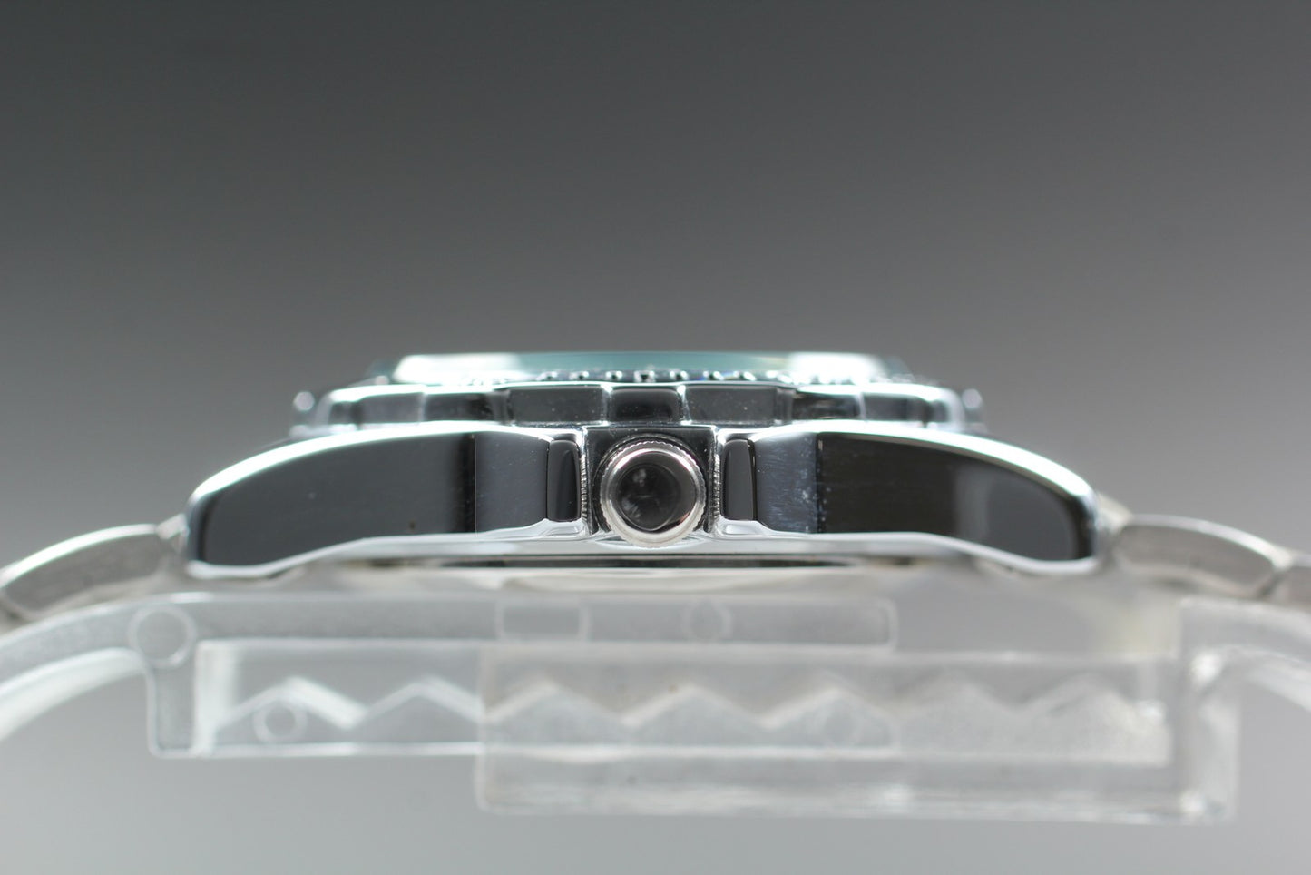 Vtg.1987 [N MINT] SEIKO ALBA V501-0BJ0 Round 25mm Quartz Ladies Watch From JAPAN