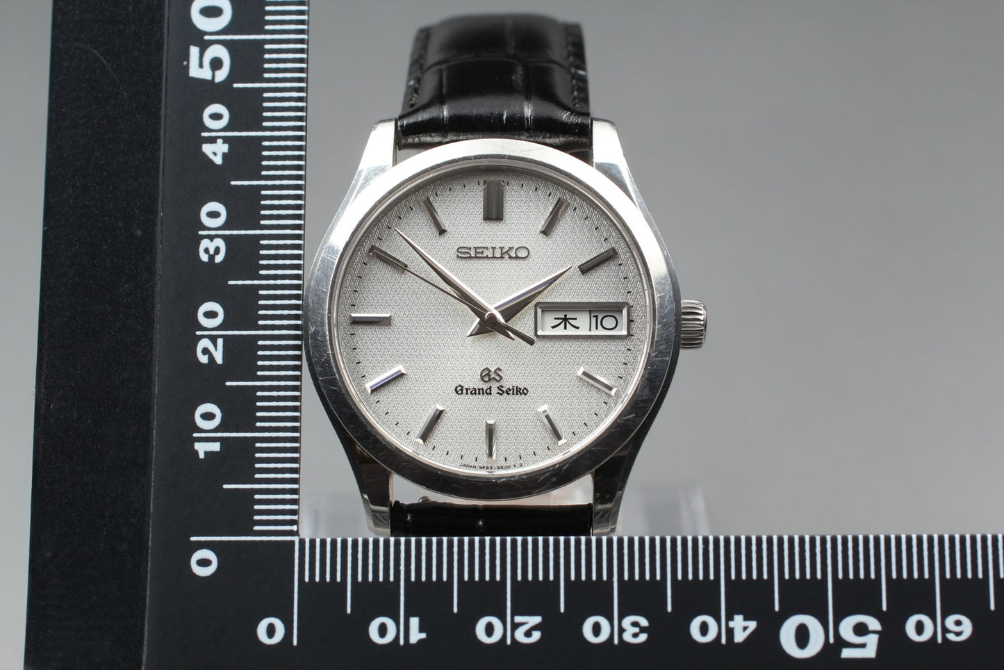 Vtg.1989 [N MINT] Grand Seiko 9F83-9A00 Silver Day/Date Quartz Men's Watch JAPAN