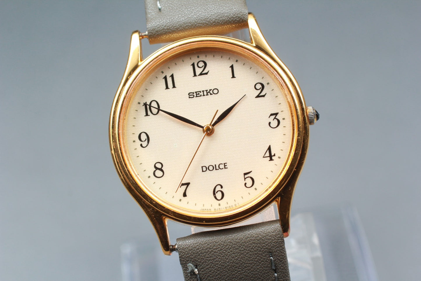 Vtg.1991 [N MINT] SEIKO DOLCE 8J41-6100 Round 31mm Gold Quartz Men's Watch JAPAN