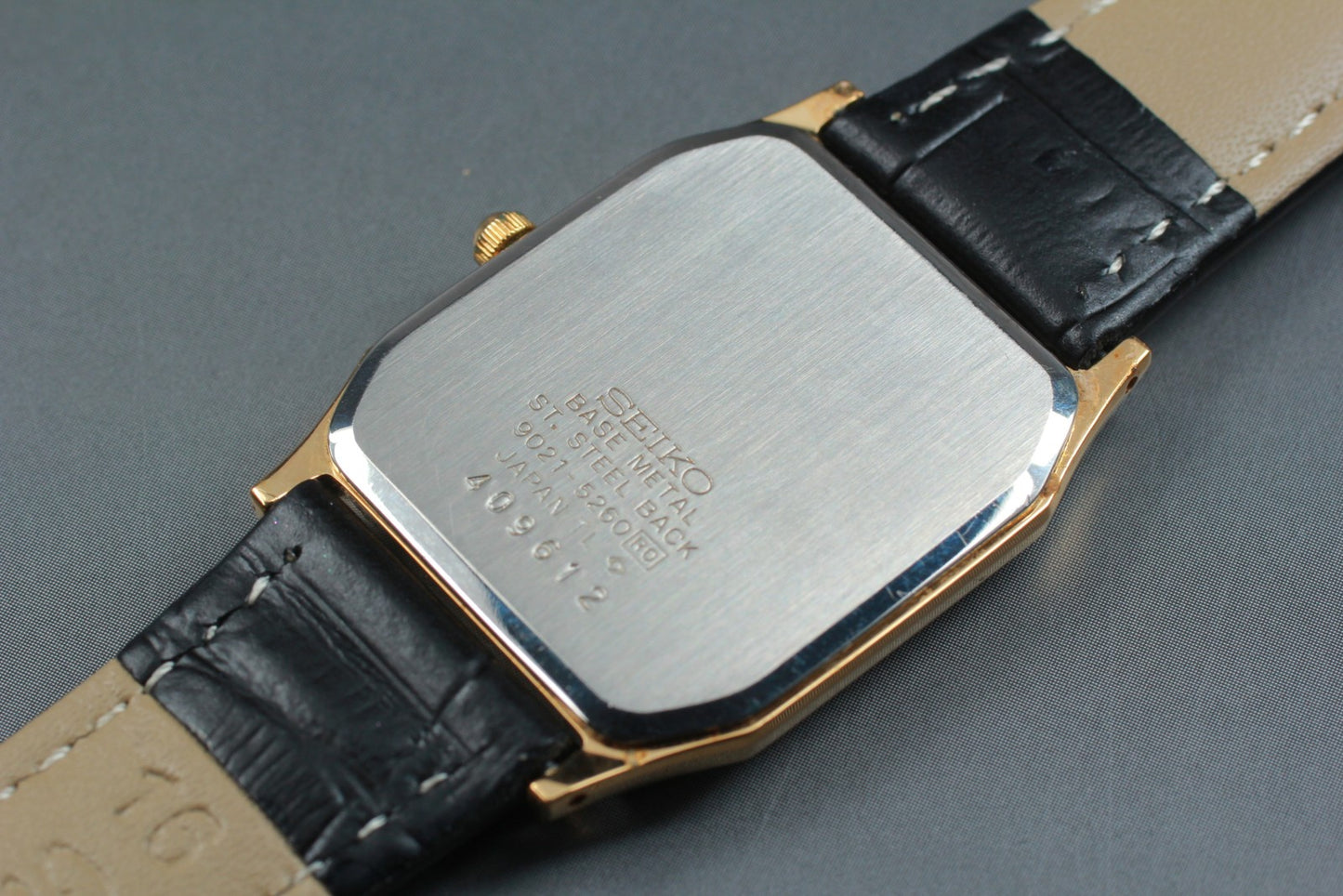 Vtg.1984 [N MINT] SEIKO Chariot 9021-5260 Tank 25.5mm Quartz Men's Watch JAPAN