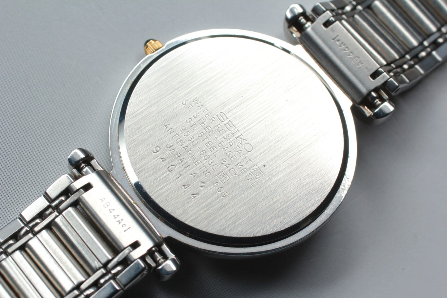 Vtg.1989 [N MINT] SEIKO Dolce 9530-6030 Roman 31mm Quartz Men's Watch From JAPAN