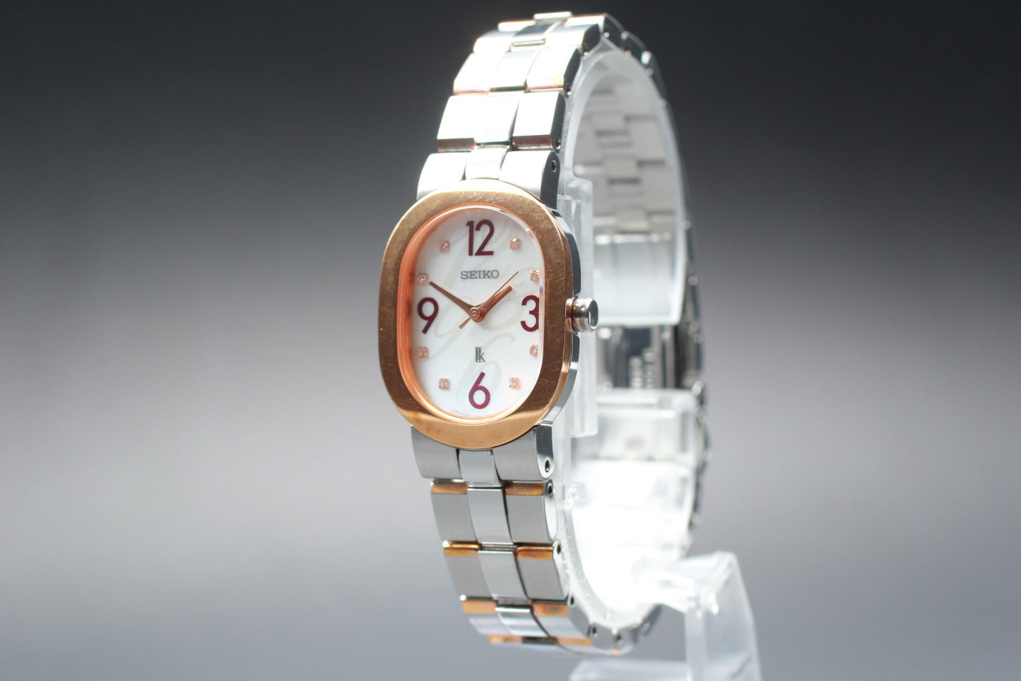 Vtg.1997 [N MINT] SEIKO LUKIA 1F21-0A20 21mm two tone Quartz Ladies Watch JAPAN